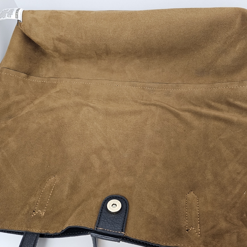 Large Tote - Picture 7 of 16